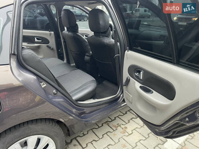 Коричневий Рено Талія, об'ємом двигуна 1.15 л та пробігом 153 тис. км за 4350 $, фото 13 на Automoto.ua