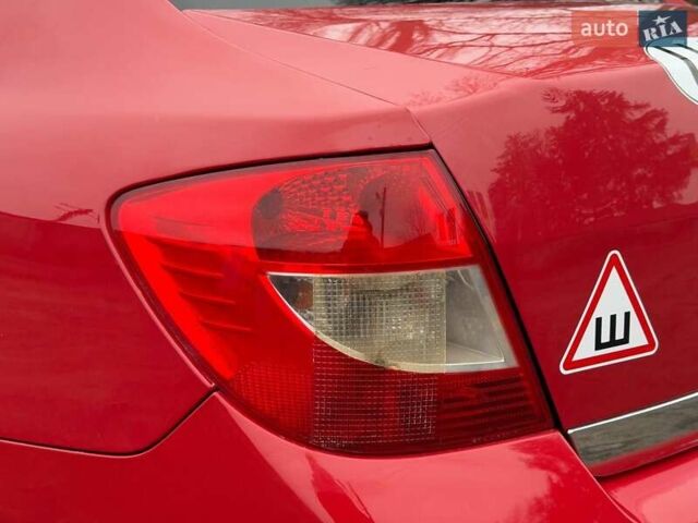 Красный Рено Талия, объемом двигателя 1.15 л и пробегом 180 тыс. км за 3650 $, фото 12 на Automoto.ua