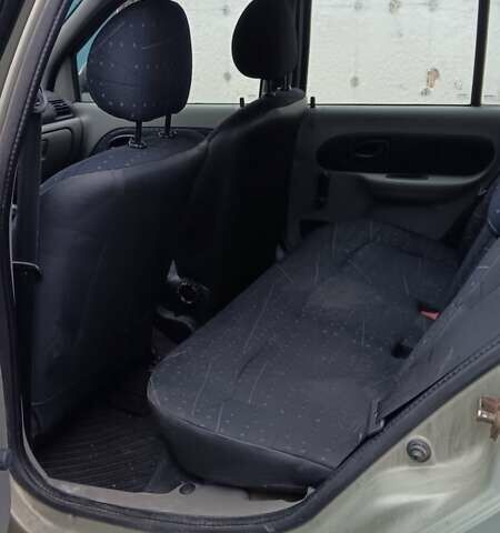 Зеленый Рено Талия, объемом двигателя 1.46 л и пробегом 199 тыс. км за 3500 $, фото 6 на Automoto.ua