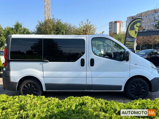 Белый Рено Трафик, объемом двигателя 2 л и пробегом 290 тыс. км за 10500 $, фото 7 на Automoto.ua