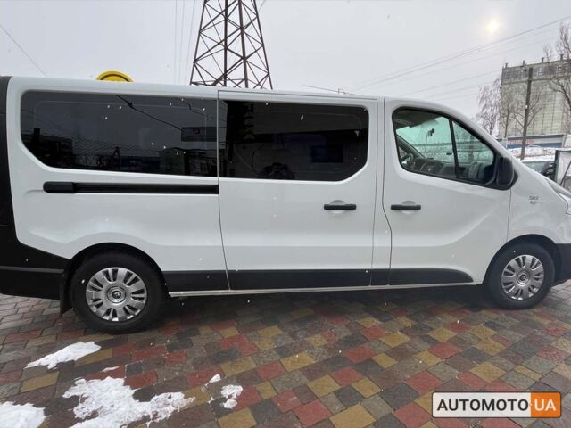 Белый Рено Трафик, объемом двигателя 1.6 л и пробегом 216 тыс. км за 17000 $, фото 7 на Automoto.ua
