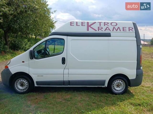 Белый Рено Трафик, объемом двигателя 0 л и пробегом 340 тыс. км за 5500 $, фото 3 на Automoto.ua