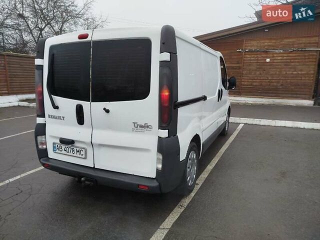 Білий Рено Трафік, об'ємом двигуна 1.9 л та пробігом 498 тис. км за 5500 $, фото 2 на Automoto.ua