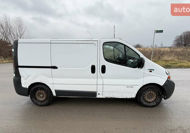 Білий Рено Трафік, об'ємом двигуна 1.87 л та пробігом 452 тис. км за 6200 $, фото 1 на Automoto.ua