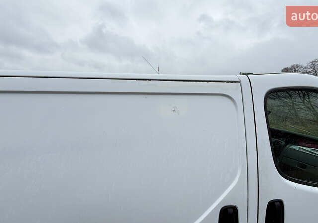 Білий Рено Трафік, об'ємом двигуна 1.87 л та пробігом 452 тис. км за 6200 $, фото 9 на Automoto.ua