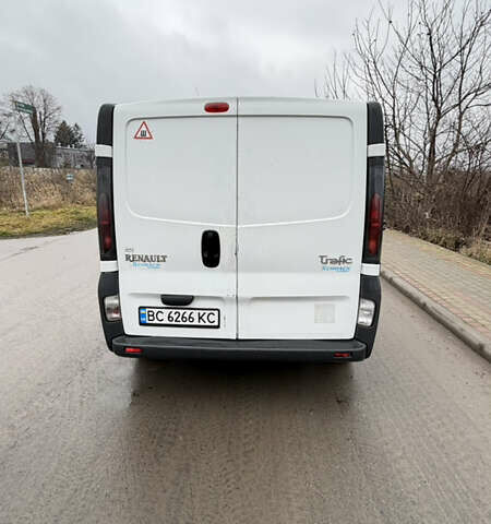 Білий Рено Трафік, об'ємом двигуна 1.87 л та пробігом 452 тис. км за 6200 $, фото 4 на Automoto.ua