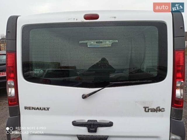 Білий Рено Трафік, об'ємом двигуна 2 л та пробігом 240 тис. км за 7450 $, фото 8 на Automoto.ua