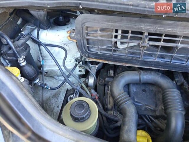 Рено Трафик 2008 в Болехове на Automoto.ua Белый Рено Трафик, объемом двигателя 2 л и пробегом 306 тыс. км за 6500 $, фото 2 на Automoto.ua