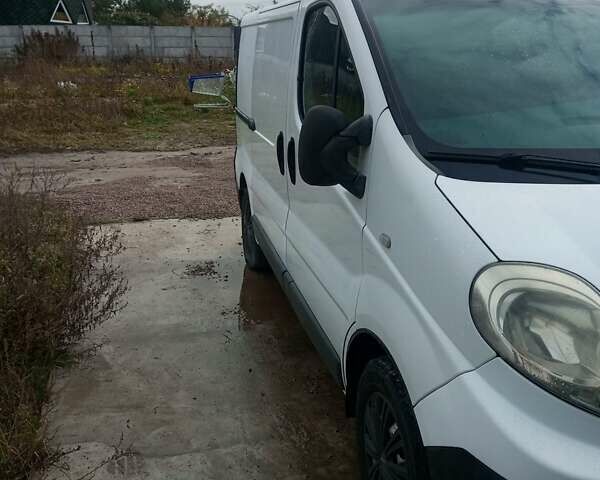 Рено Трафик 2009 в Киеве на Automoto.ua Белый Рено Трафик, объемом двигателя 2 л и пробегом 364 тыс. км за 7600 $, фото 2 на Automoto.ua