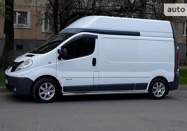 Білий Рено Трафік, об'ємом двигуна 2 л та пробігом 340 тис. км за 11300 $, фото 1 на Automoto.ua