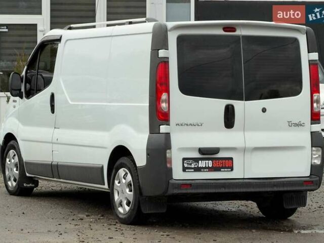 Білий Рено Трафік, об'ємом двигуна 2 л та пробігом 352 тис. км за 10500 $, фото 6 на Automoto.ua