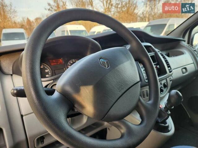 Белый Рено Трафик, объемом двигателя 2 л и пробегом 232 тыс. км за 12500 $, фото 16 на Automoto.ua