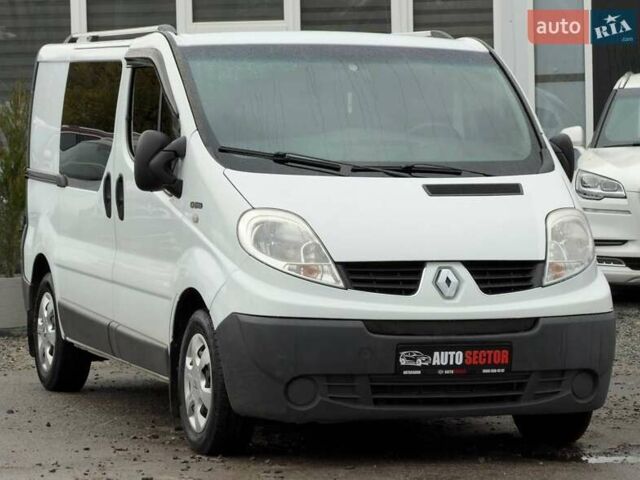 Білий Рено Трафік, об'ємом двигуна 2 л та пробігом 352 тис. км за 10500 $, фото 4 на Automoto.ua