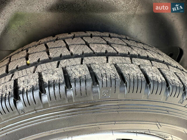 Белый Рено Трафик, объемом двигателя 2 л и пробегом 253 тыс. км за 10700 $, фото 11 на Automoto.ua