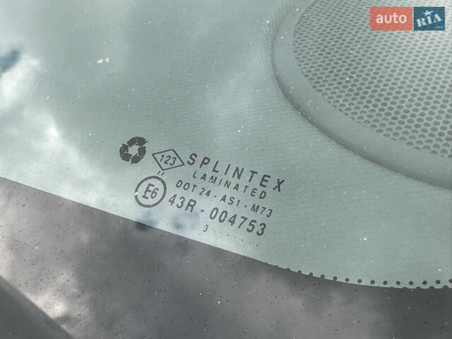 Белый Рено Трафик, объемом двигателя 2 л и пробегом 253 тыс. км за 10700 $, фото 42 на Automoto.ua