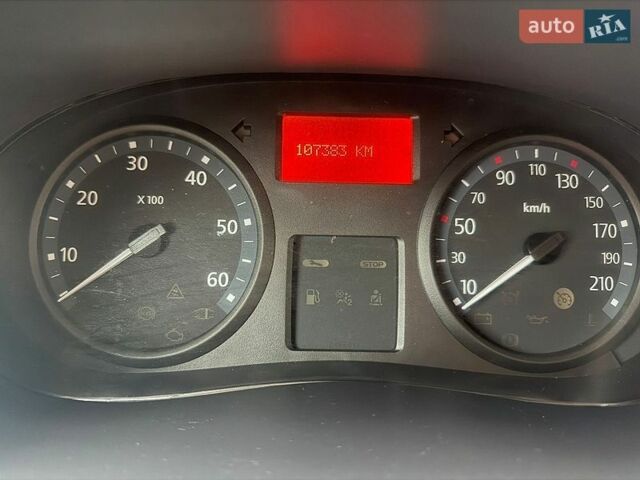 Білий Рено Трафік, об'ємом двигуна 2 л та пробігом 108 тис. км за 12999 $, фото 9 на Automoto.ua