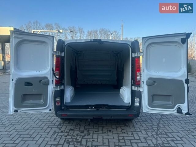 Білий Рено Трафік, об'ємом двигуна 2 л та пробігом 137 тис. км за 13700 $, фото 20 на Automoto.ua