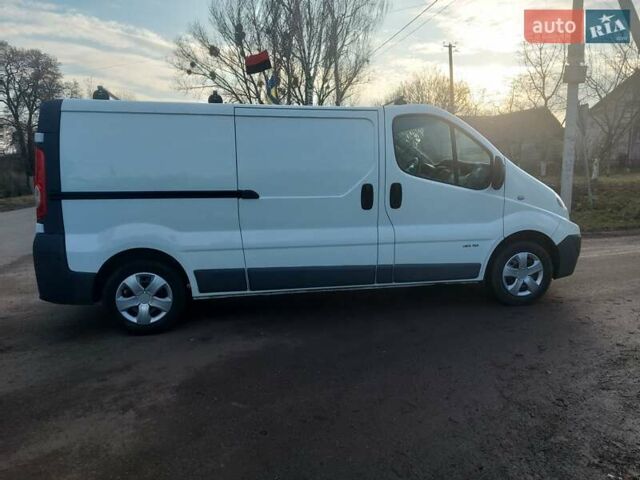 Белый Рено Трафик, объемом двигателя 2 л и пробегом 164 тыс. км за 14100 $, фото 14 на Automoto.ua