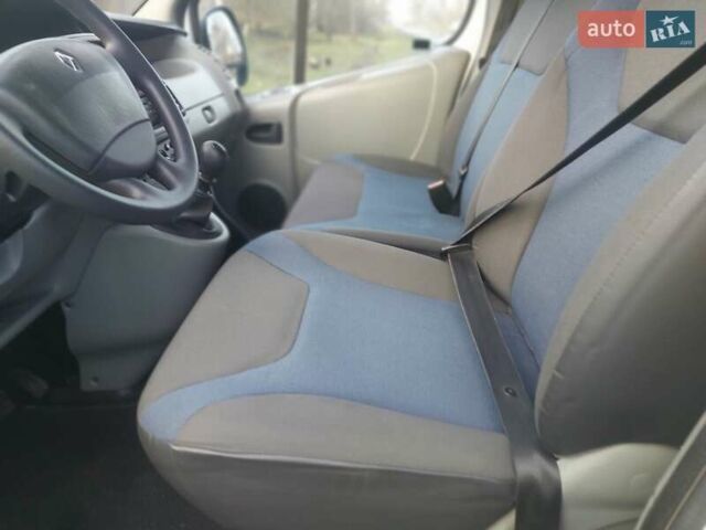 Белый Рено Трафик, объемом двигателя 2 л и пробегом 164 тыс. км за 14100 $, фото 27 на Automoto.ua