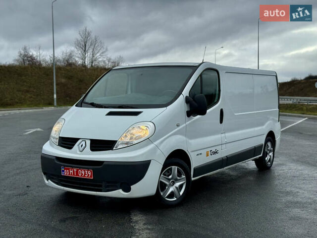 Белый Рено Трафик, объемом двигателя 2 л и пробегом 265 тыс. км за 12850 $, фото 3 на Automoto.ua