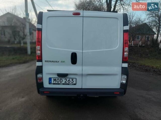 Белый Рено Трафик, объемом двигателя 2 л и пробегом 164 тыс. км за 14100 $, фото 17 на Automoto.ua