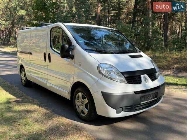 Білий Рено Трафік, об'ємом двигуна 2 л та пробігом 287 тис. км за 14800 $, фото 75 на Automoto.ua