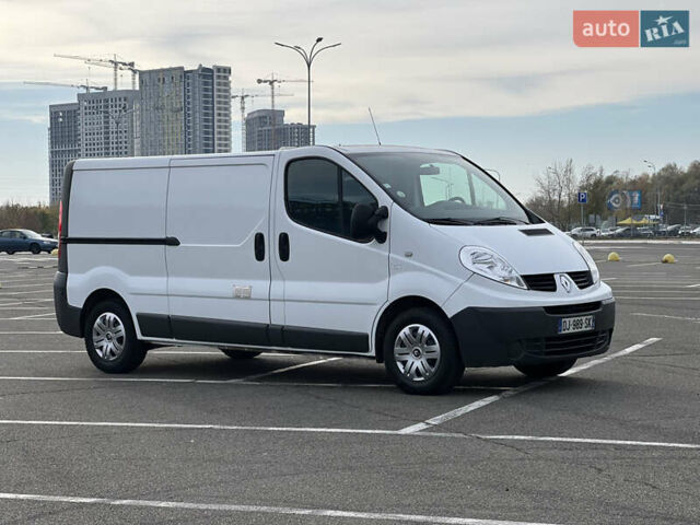 Белый Рено Трафик, объемом двигателя 2 л и пробегом 162 тыс. км за 13500 $, фото 10 на Automoto.ua