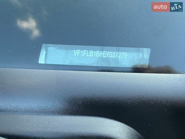 Білий Рено Трафік, об'ємом двигуна 2 л та пробігом 152 тис. км за 13750 $, фото 13 на Automoto.ua