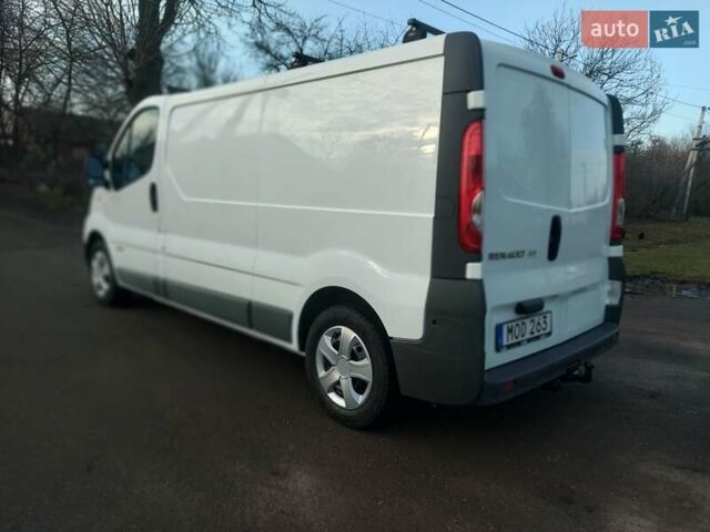 Белый Рено Трафик, объемом двигателя 2 л и пробегом 164 тыс. км за 14100 $, фото 22 на Automoto.ua