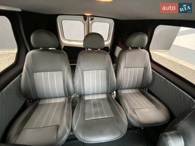 Білий Рено Трафік, об'ємом двигуна 2 л та пробігом 189 тис. км за 14799 $, фото 42 на Automoto.ua