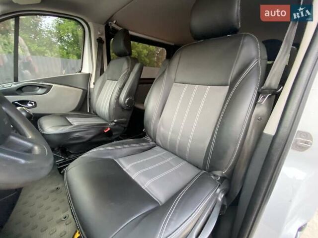 Білий Рено Трафік, об'ємом двигуна 1.6 л та пробігом 187 тис. км за 14897 $, фото 42 на Automoto.ua