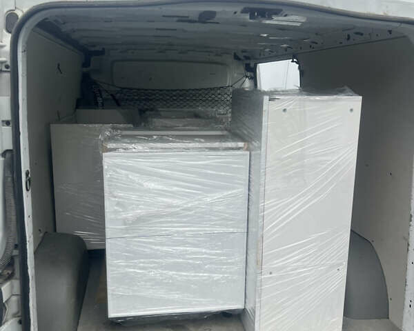 Белый Рено Трафик, объемом двигателя 1.6 л и пробегом 327 тыс. км за 12500 $, фото 10 на Automoto.ua