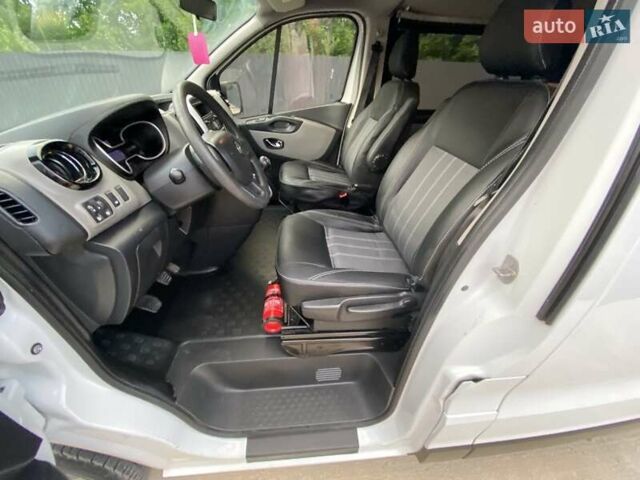 Білий Рено Трафік, об'ємом двигуна 1.6 л та пробігом 187 тис. км за 14897 $, фото 47 на Automoto.ua