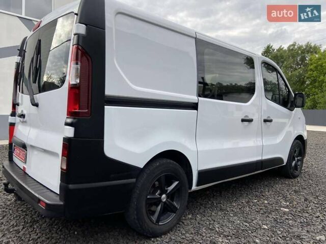 Білий Рено Трафік, об'ємом двигуна 2 л та пробігом 189 тис. км за 14799 $, фото 14 на Automoto.ua