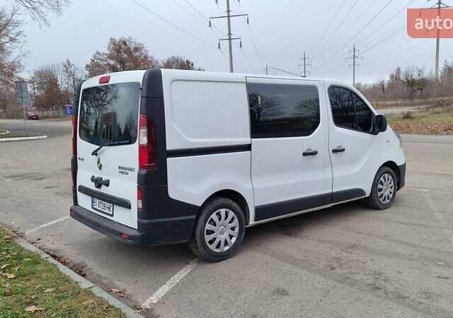 Білий Рено Трафік, об'ємом двигуна 1.6 л та пробігом 250 тис. км за 11900 $, фото 5 на Automoto.ua