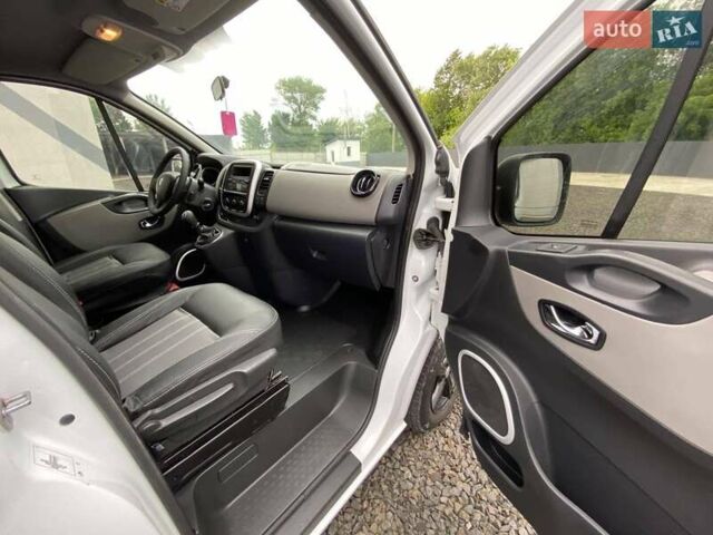 Білий Рено Трафік, об'ємом двигуна 2 л та пробігом 189 тис. км за 14799 $, фото 53 на Automoto.ua