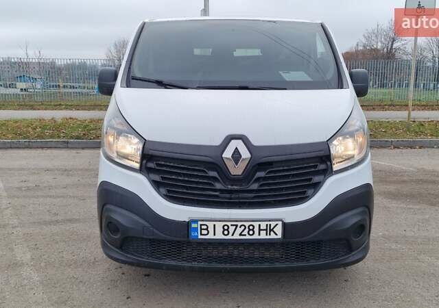 Білий Рено Трафік, об'ємом двигуна 1.6 л та пробігом 250 тис. км за 11900 $, фото 1 на Automoto.ua