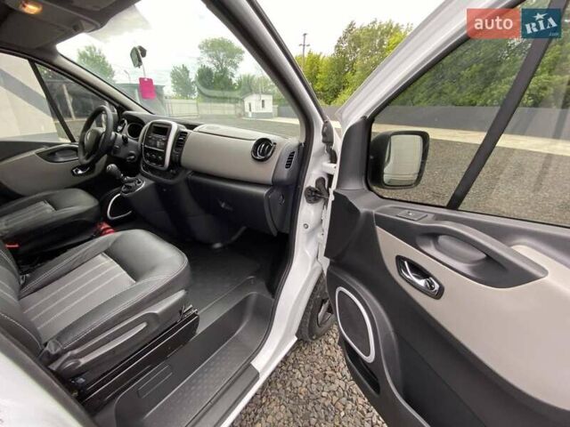 Білий Рено Трафік, об'ємом двигуна 2 л та пробігом 189 тис. км за 14799 $, фото 37 на Automoto.ua