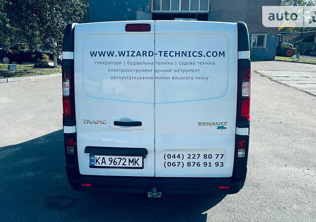 Білий Рено Трафік, об'ємом двигуна 1.6 л та пробігом 183 тис. км за 14000 $, фото 4 на Automoto.ua