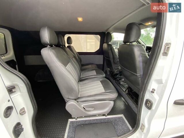 Білий Рено Трафік, об'ємом двигуна 2 л та пробігом 189 тис. км за 14799 $, фото 60 на Automoto.ua