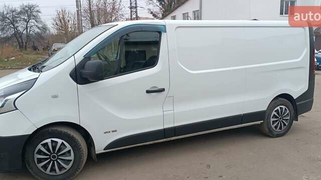 Білий Рено Трафік, об'ємом двигуна 1.6 л та пробігом 380 тис. км за 10500 $, фото 3 на Automoto.ua