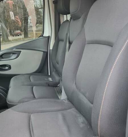 Білий Рено Трафік, об'ємом двигуна 1.6 л та пробігом 250 тис. км за 11900 $, фото 36 на Automoto.ua