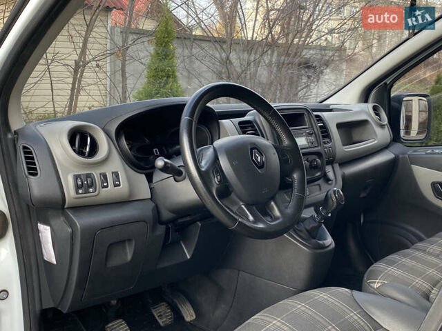 Білий Рено Трафік, об'ємом двигуна 1.6 л та пробігом 262 тис. км за 11777 $, фото 16 на Automoto.ua
