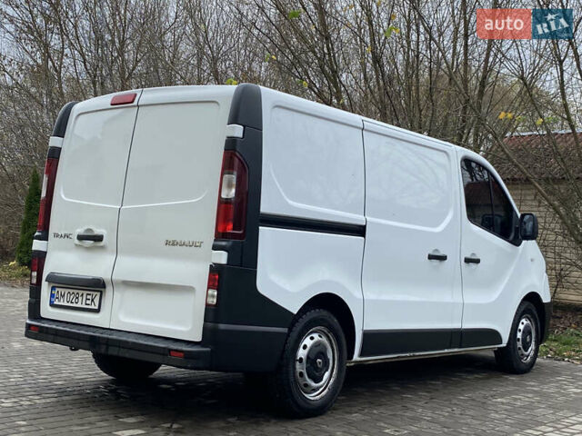 Білий Рено Трафік, об'ємом двигуна 1.6 л та пробігом 262 тис. км за 11777 $, фото 7 на Automoto.ua