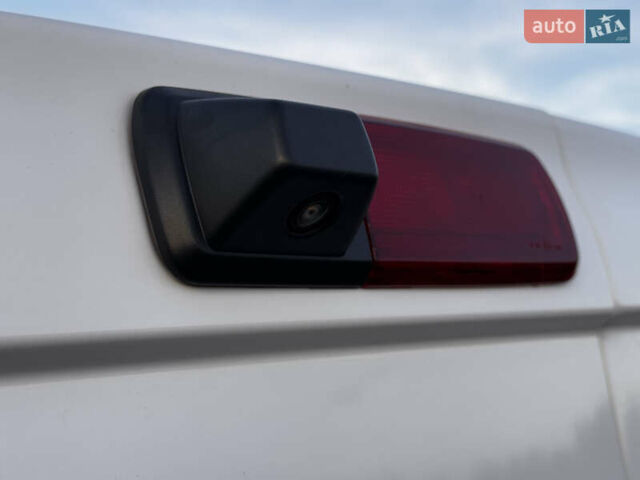 Белый Рено Трафик, объемом двигателя 1.6 л и пробегом 250 тыс. км за 13500 $, фото 40 на Automoto.ua