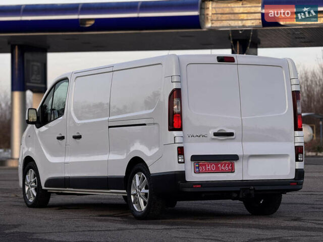 Белый Рено Трафик, объемом двигателя 1.6 л и пробегом 250 тыс. км за 13500 $, фото 3 на Automoto.ua