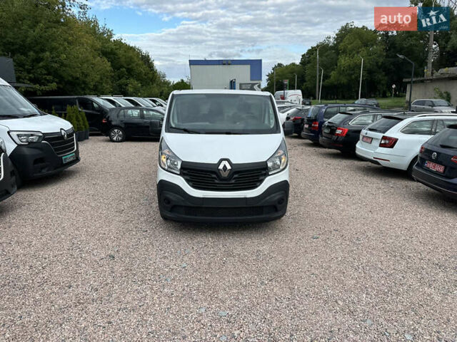 Белый Рено Трафик, объемом двигателя 1.6 л и пробегом 225 тыс. км за 13300 $, фото 2 на Automoto.ua