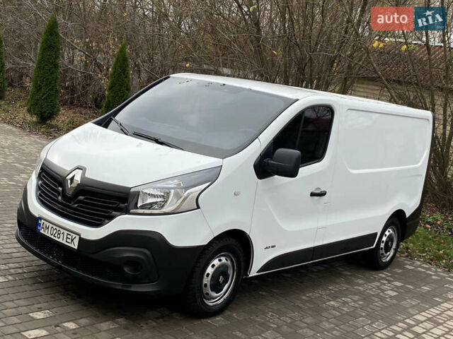 Білий Рено Трафік, об'ємом двигуна 1.6 л та пробігом 262 тис. км за 11777 $, фото 1 на Automoto.ua