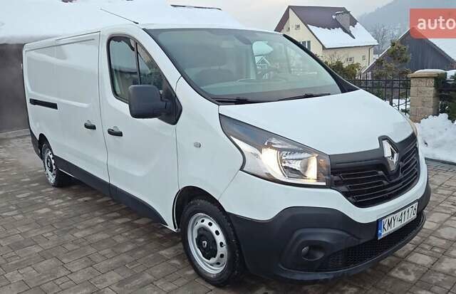 Білий Рено Трафік, об'ємом двигуна 1.6 л та пробігом 238 тис. км за 14000 $, фото 4 на Automoto.ua