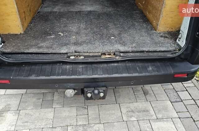 Білий Рено Трафік, об'ємом двигуна 1.6 л та пробігом 238 тис. км за 14000 $, фото 10 на Automoto.ua